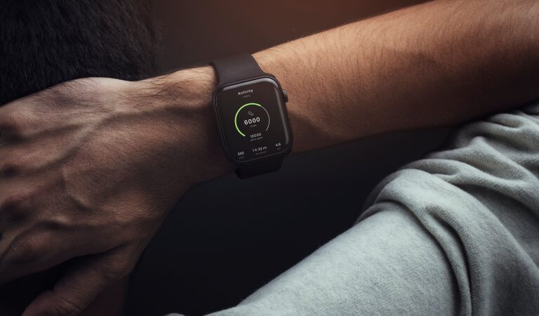 inner-image-What’s-Next-for-Mobile-Apps-A-Deep-Dive-into-Development-Trends-for-2026-Wearable-Devices